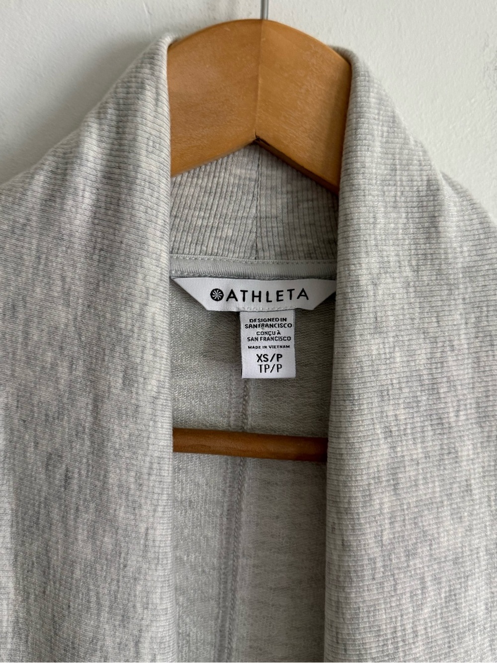 NWT Athleta Pranayama Wrap Cardigan Light Gray XS Open Front - Picture 2 of 7